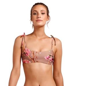 VITAMIN A SWIM- SET- Bella Top (M) & Gidget Tie Side Bottom (S) - White Ginger